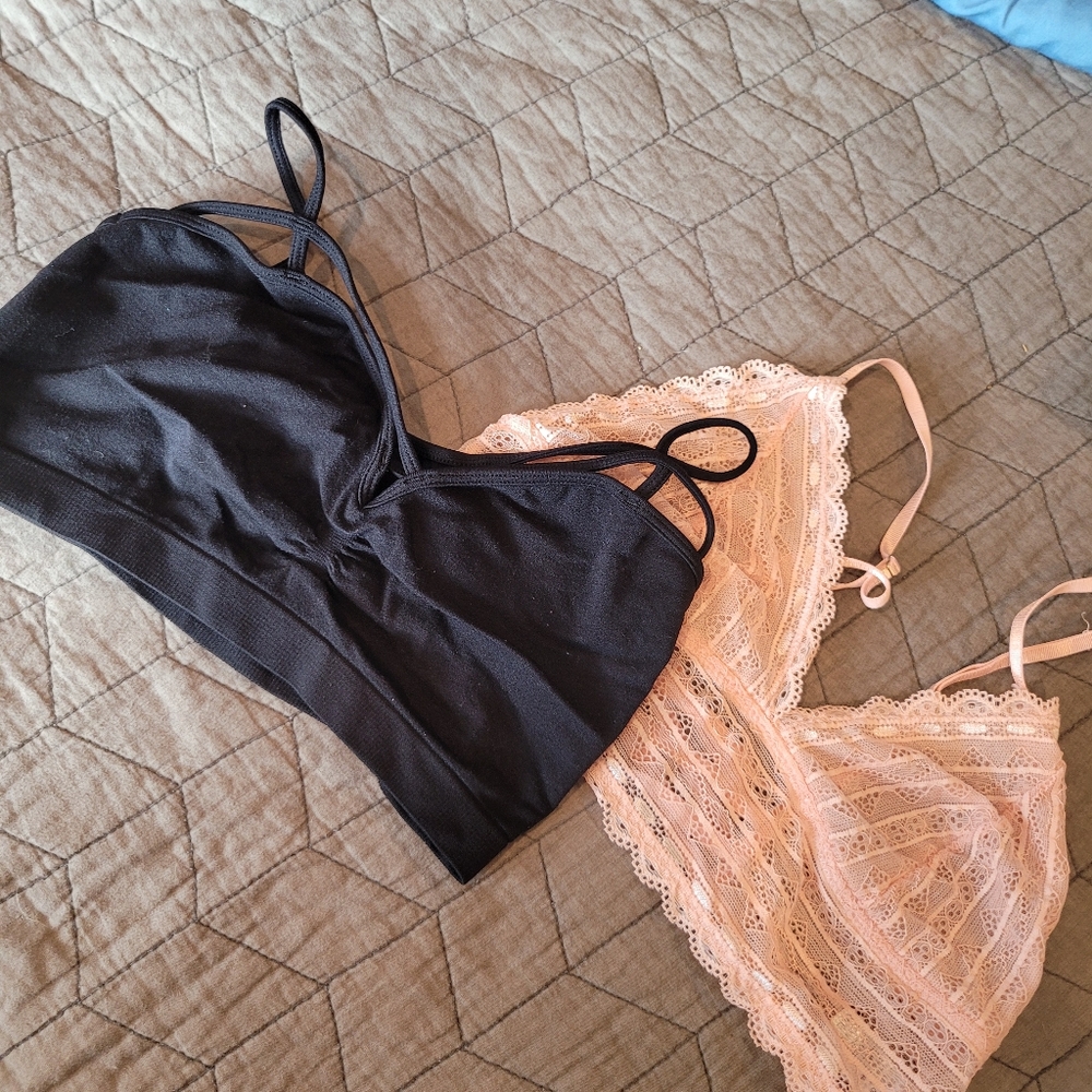 Bundle of 2 bralettes size small